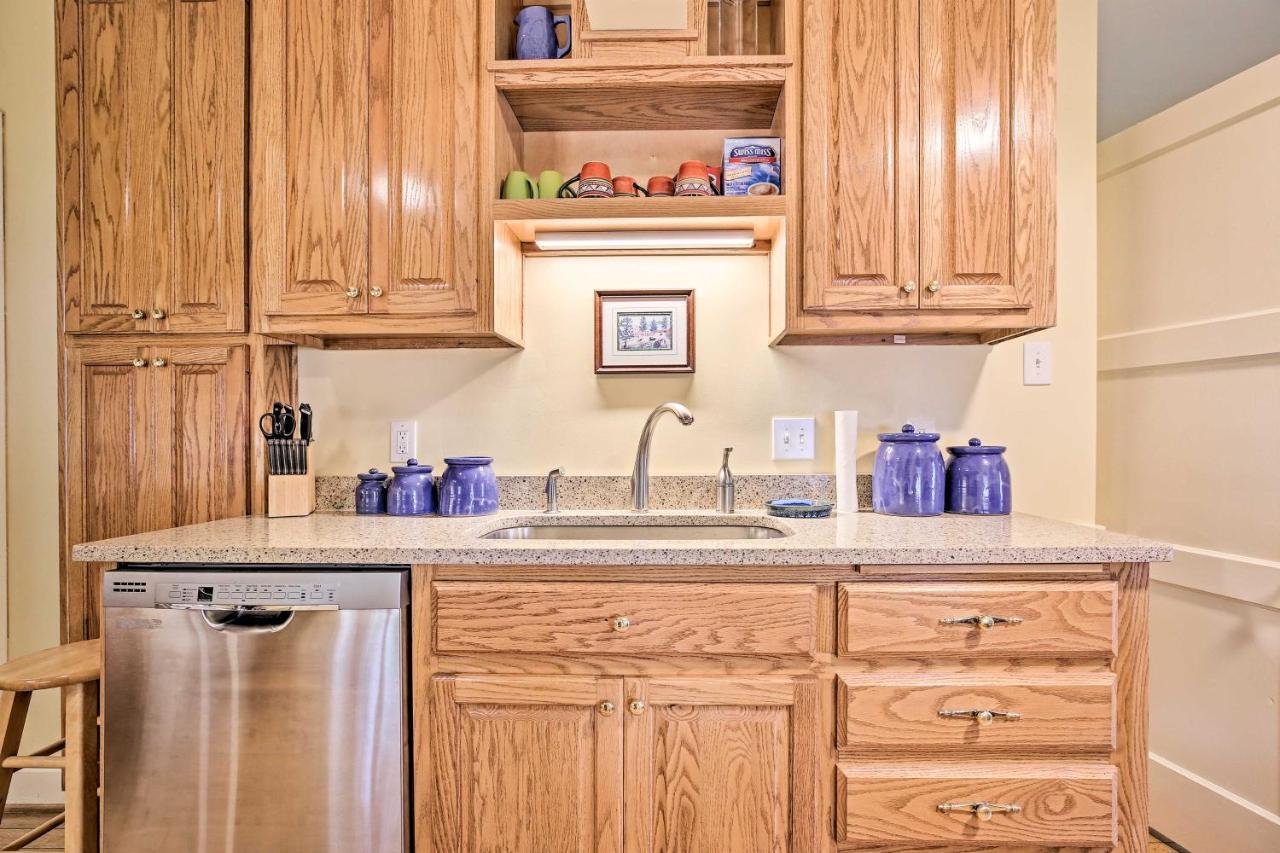 Lexington Getaway With Backyard Deck Less Than 2 Mi To Uk! Экстерьер фото